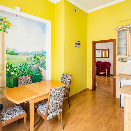 2 Virmens'Ka Apartment 리비프 외부 사진