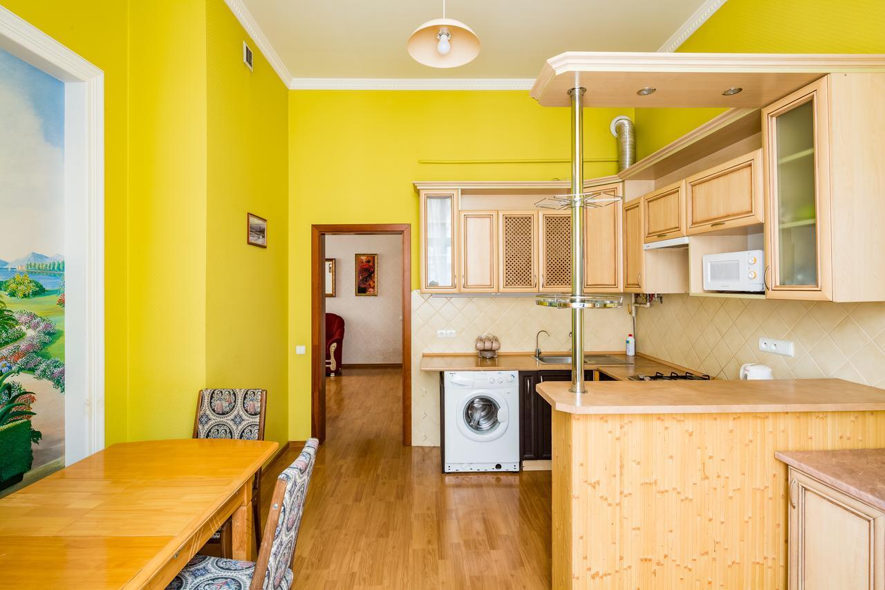 2 Virmens'Ka Apartment 리비프 외부 사진